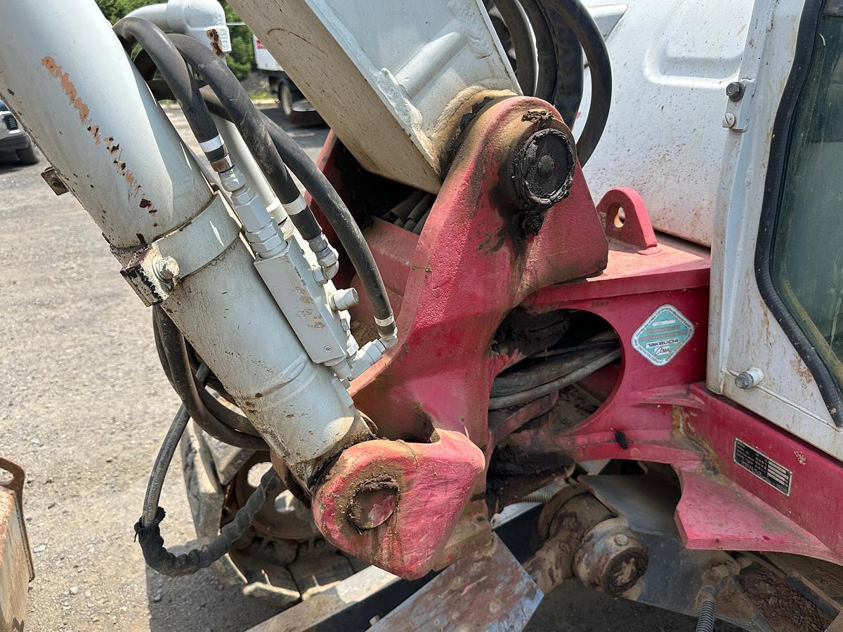Used 2013 TAKEUCHI TB285