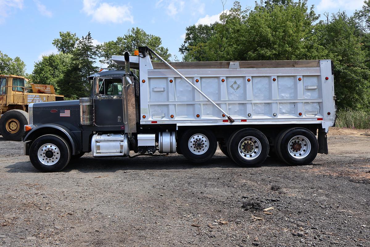 Used 2001 PETERBILT 379