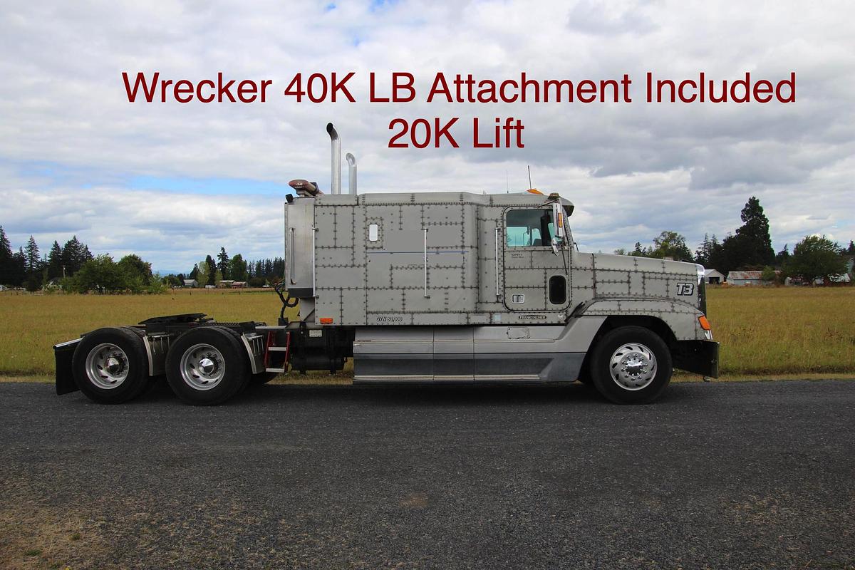 Used 1995 FREIGHTLINER 120