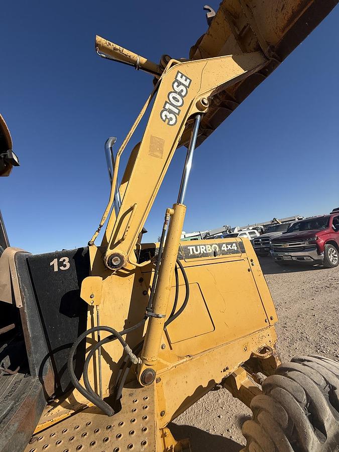 Used 2015 JOHN DEERE 310 SE