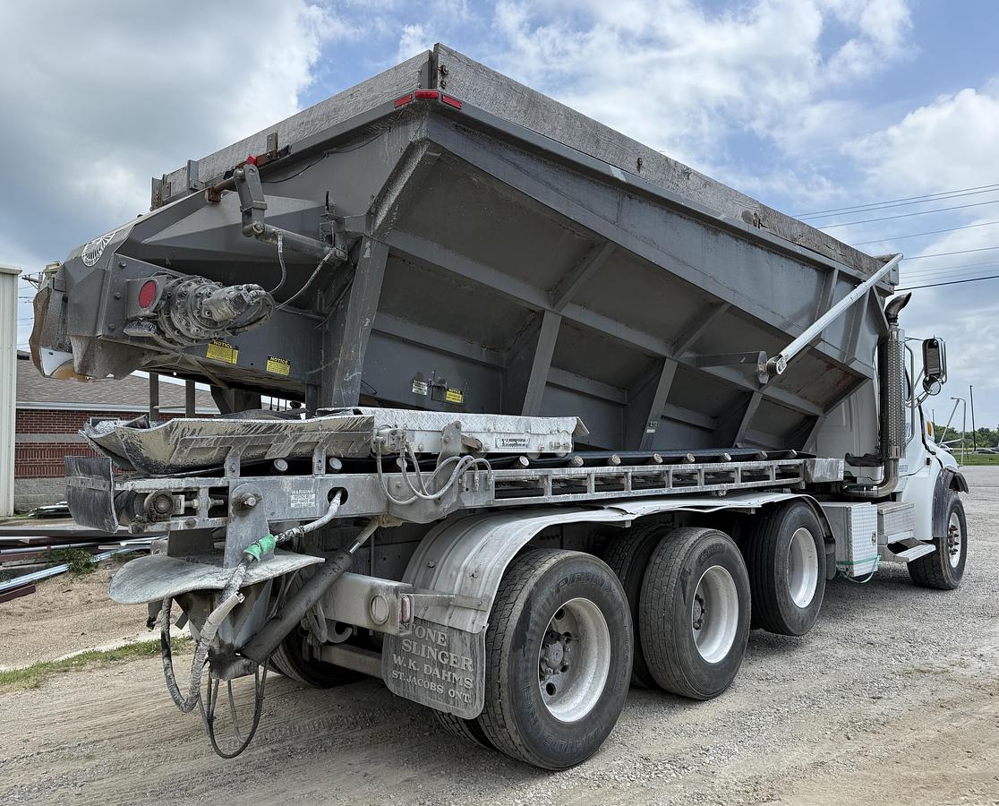 Used 2005 STERLING LT9500