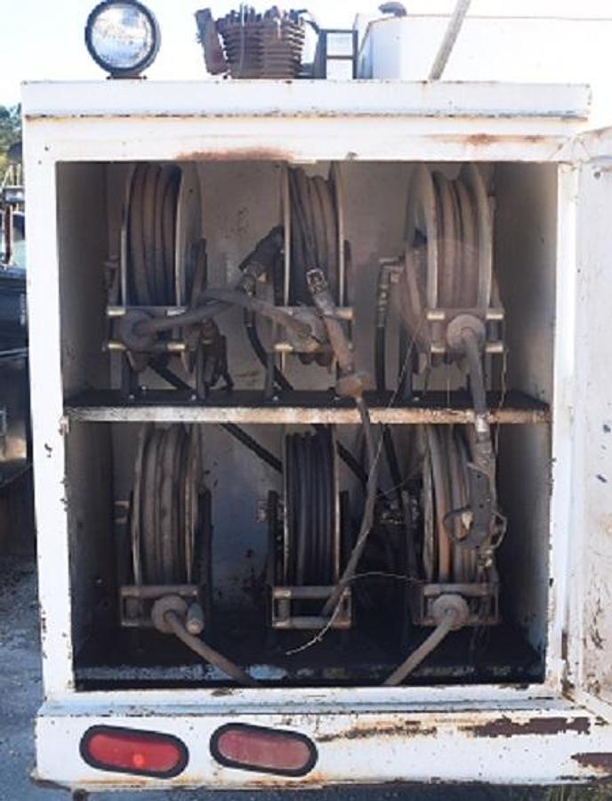 Used 1995 FORD L7000