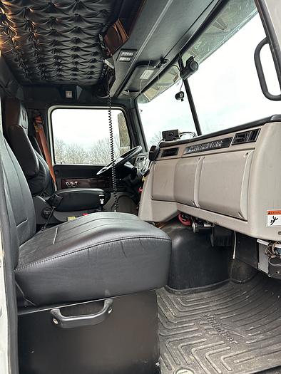 Used 2022 WESTERN STAR 4700