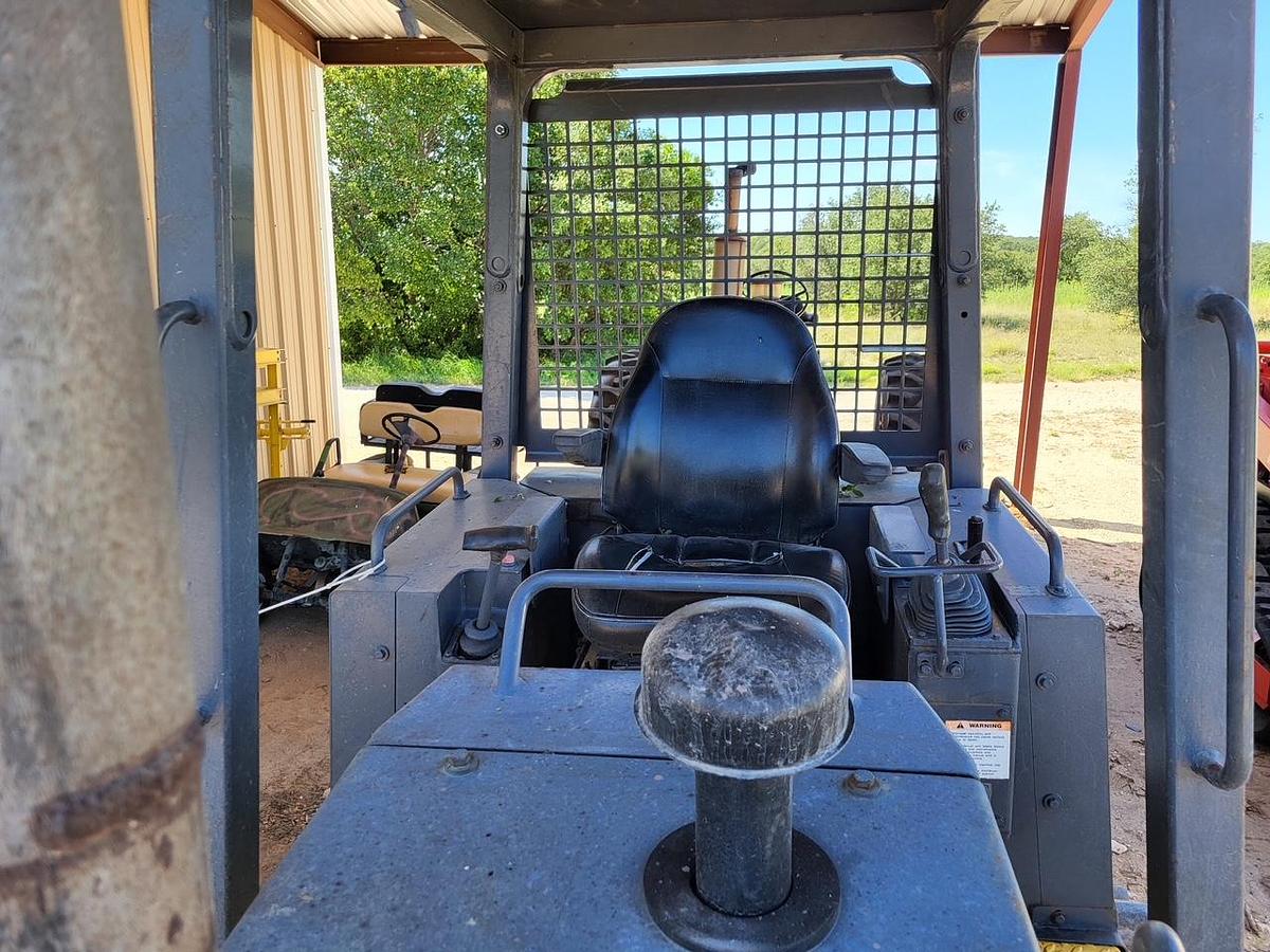 Used 2002 KOMATSU D32E