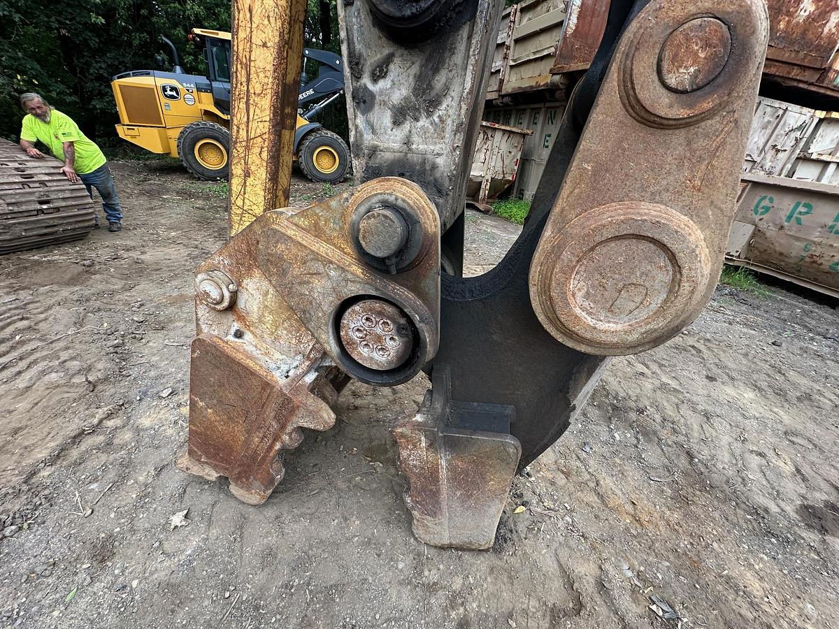 Used 2011 DEERE 450D LC