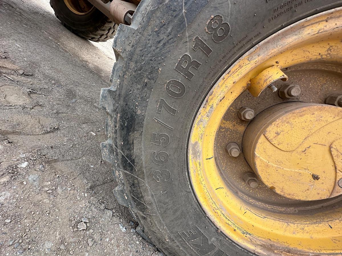 Used 2018 DEERE 244k-II