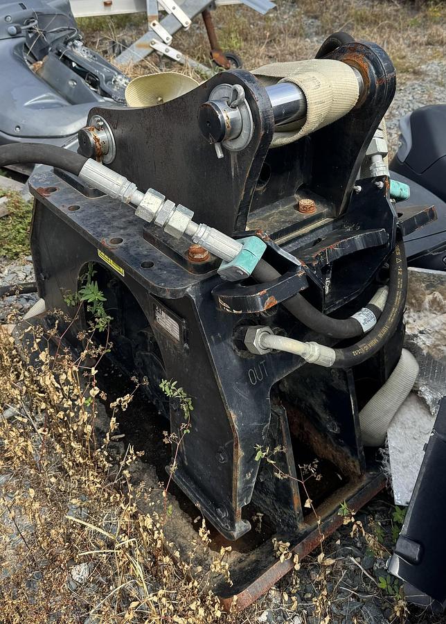 Used 2022 CATERPILLAR 310