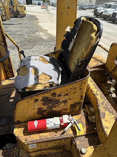Used 1973 CATERPILLAR 815