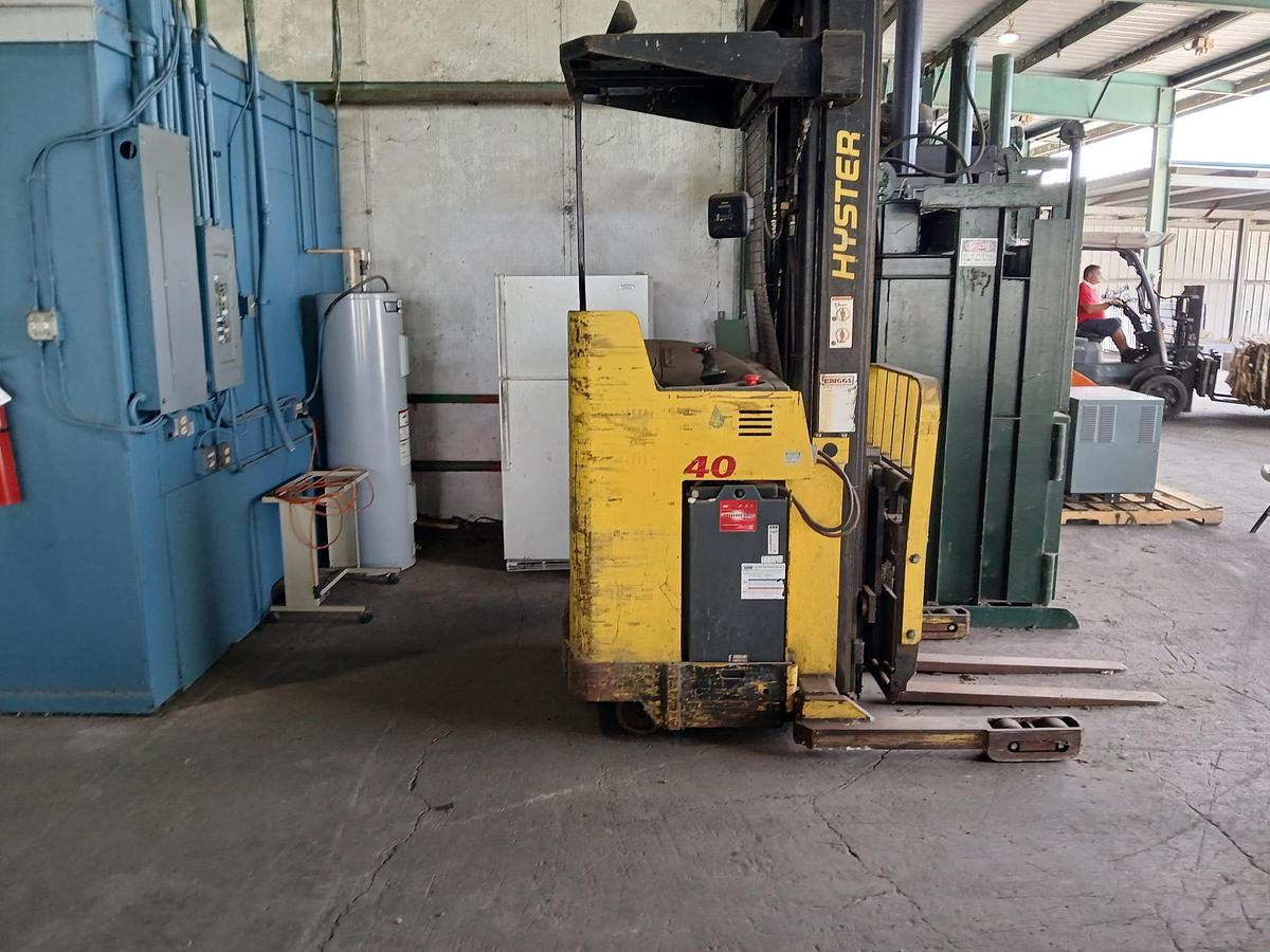 Used 2017 HYSTER 40-E30H5D3