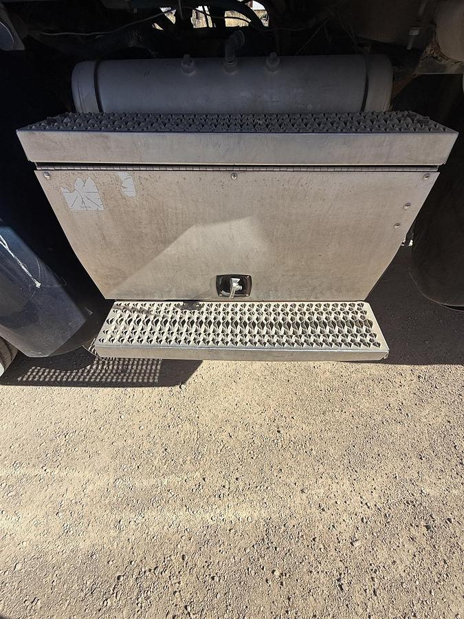 Used 2013 PETERBILT 386