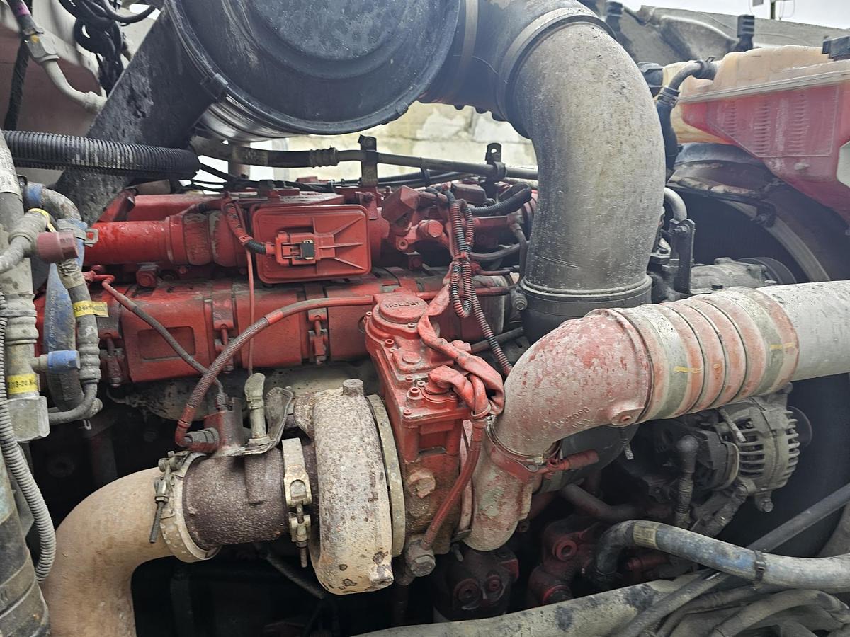 Used 2019 PETERBILT 365