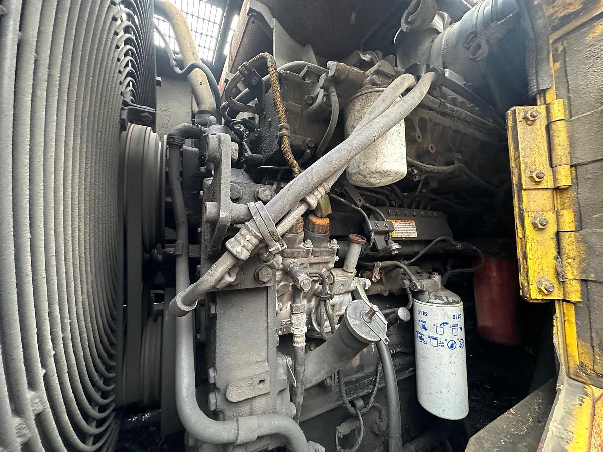 Used 2004 KOMATSU WA500-3