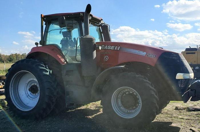 Used 2019 CASE Magnum 250