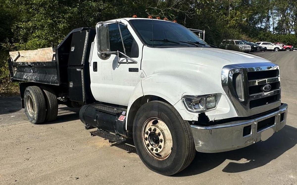 Used 2006 FORD F650