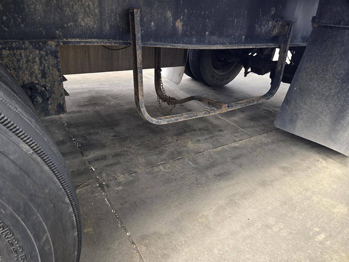 Used 2000 UTILITY 48 x 102