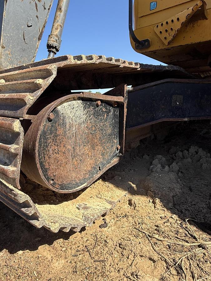 Used 2017 DEERE 210G LC