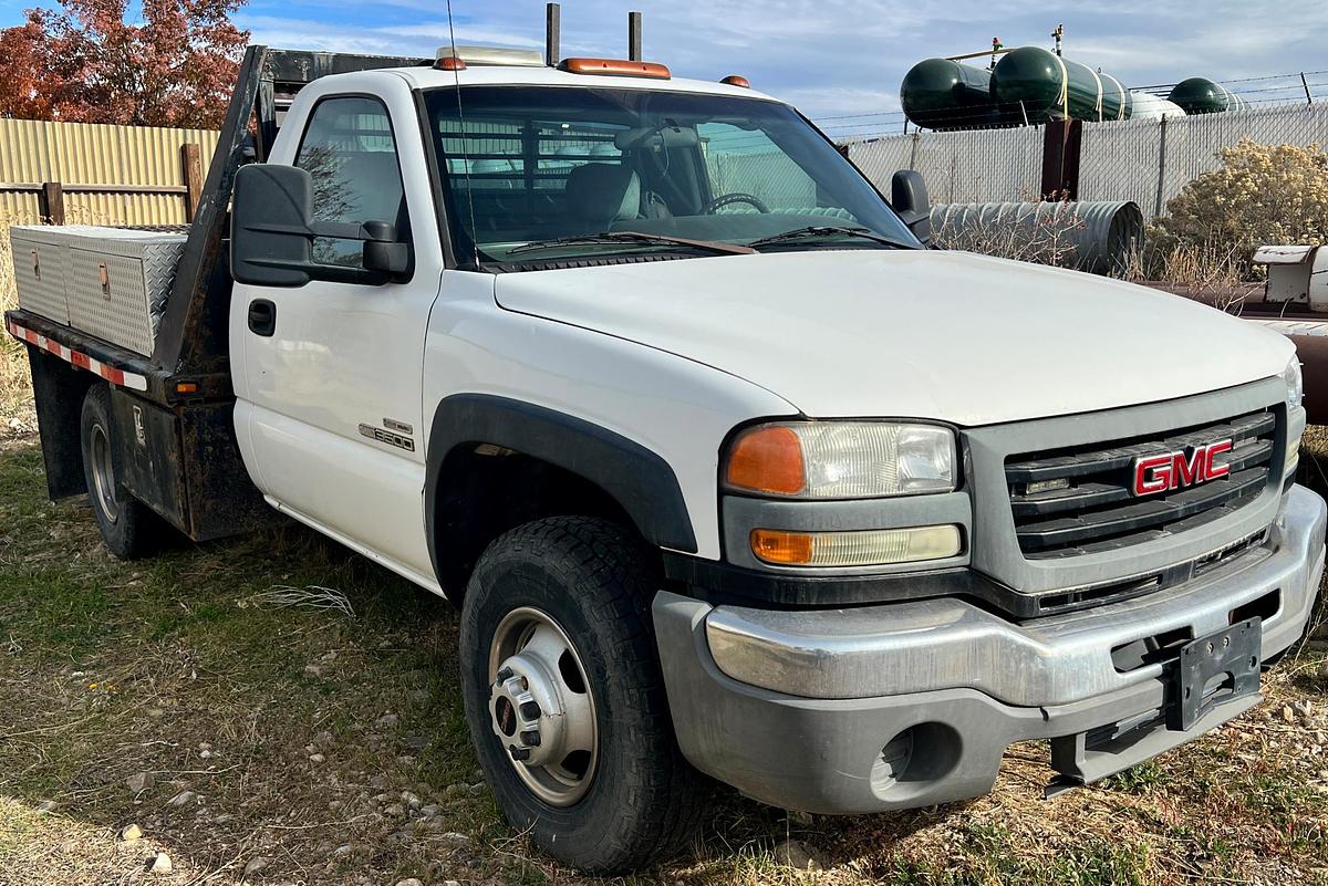 Used 2005 GMC 3500 Sierra 1-Ton