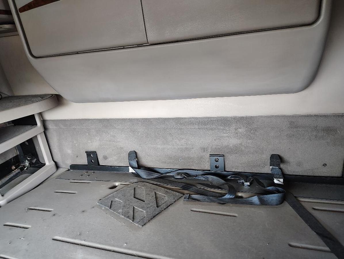 Used 2005 INTERNATIONAL 9400i Eagle