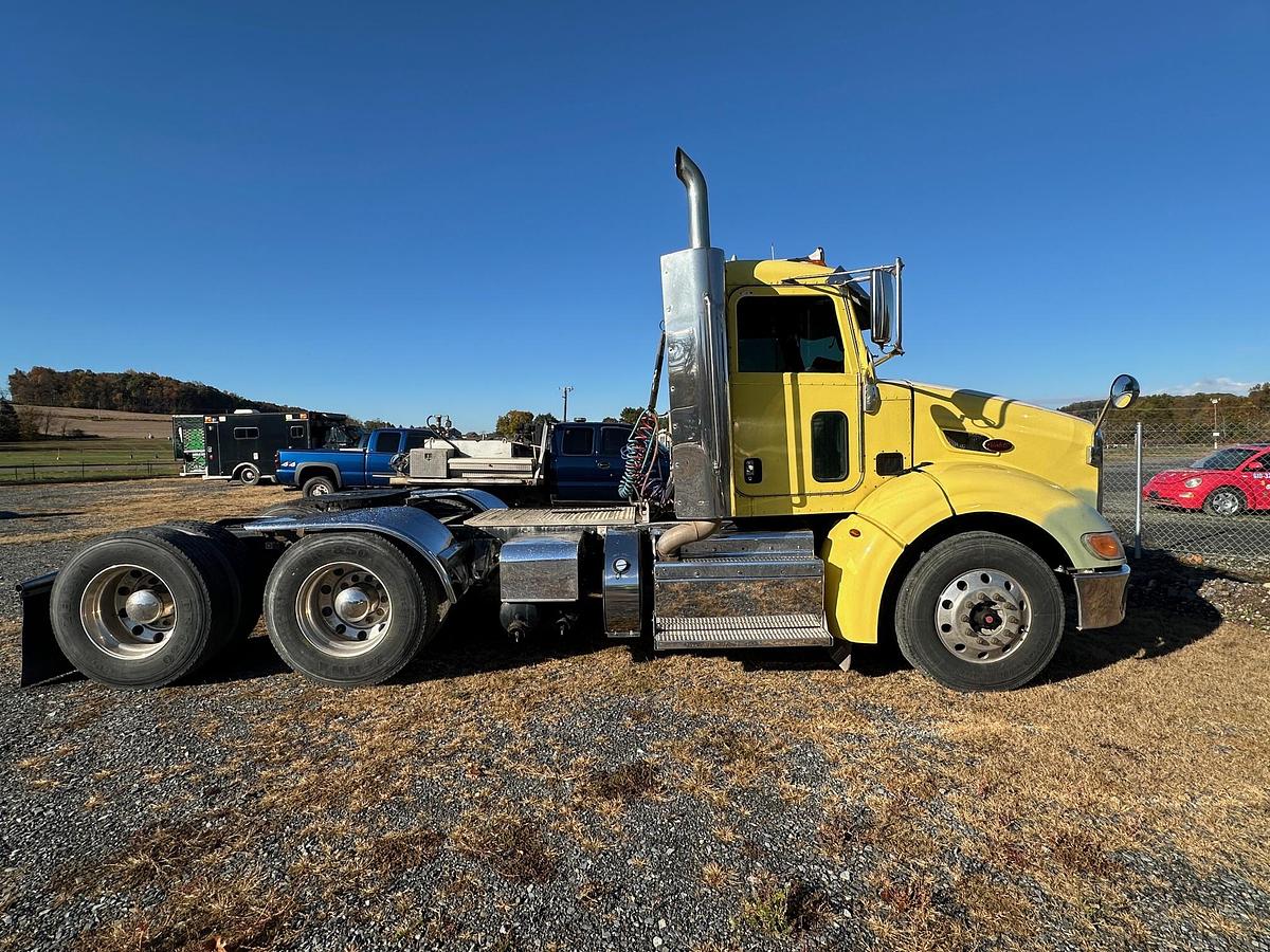 Used 2013 PETERBILT 384