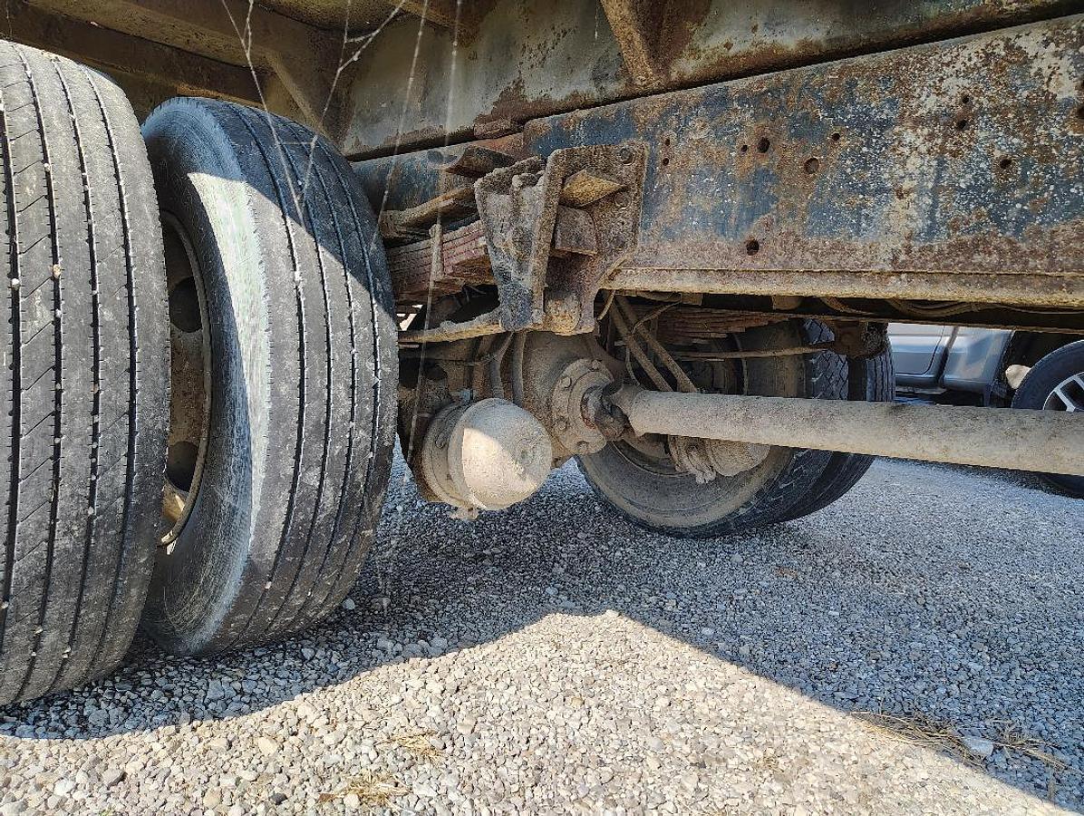 Used 2000 INTERNATIONAL 4700 DT466E