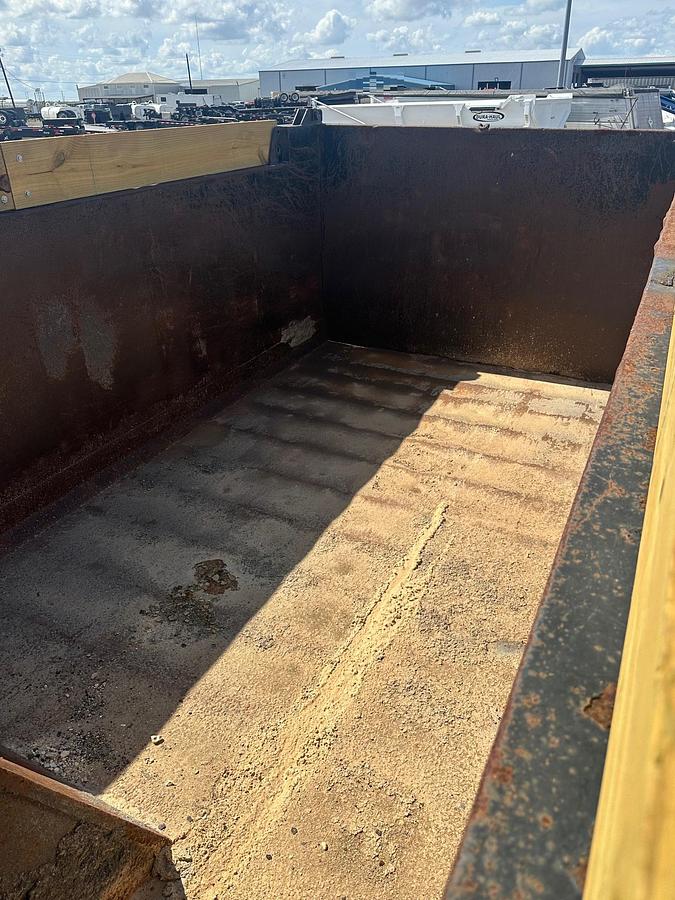 Used 2016 WESTERN STAR 7400