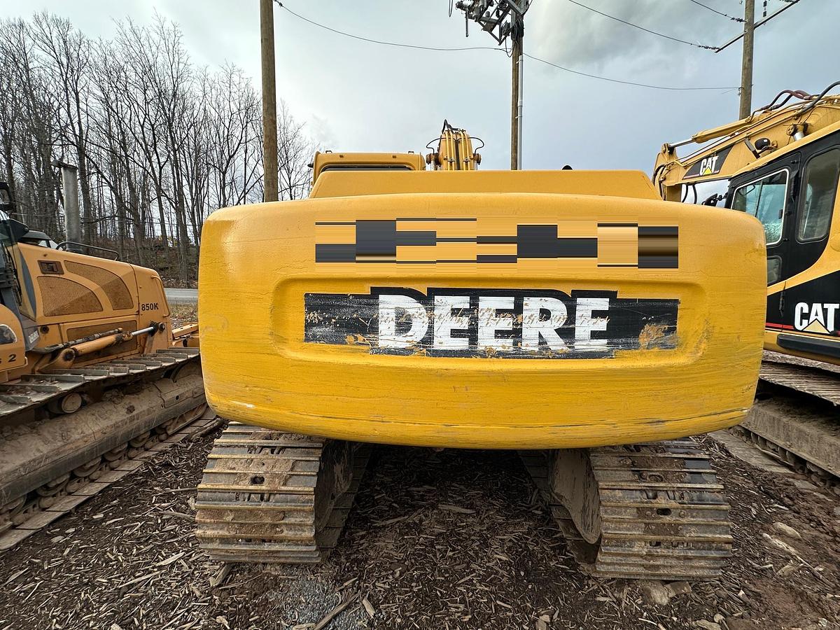 Used 2001 DEERE 160C LC