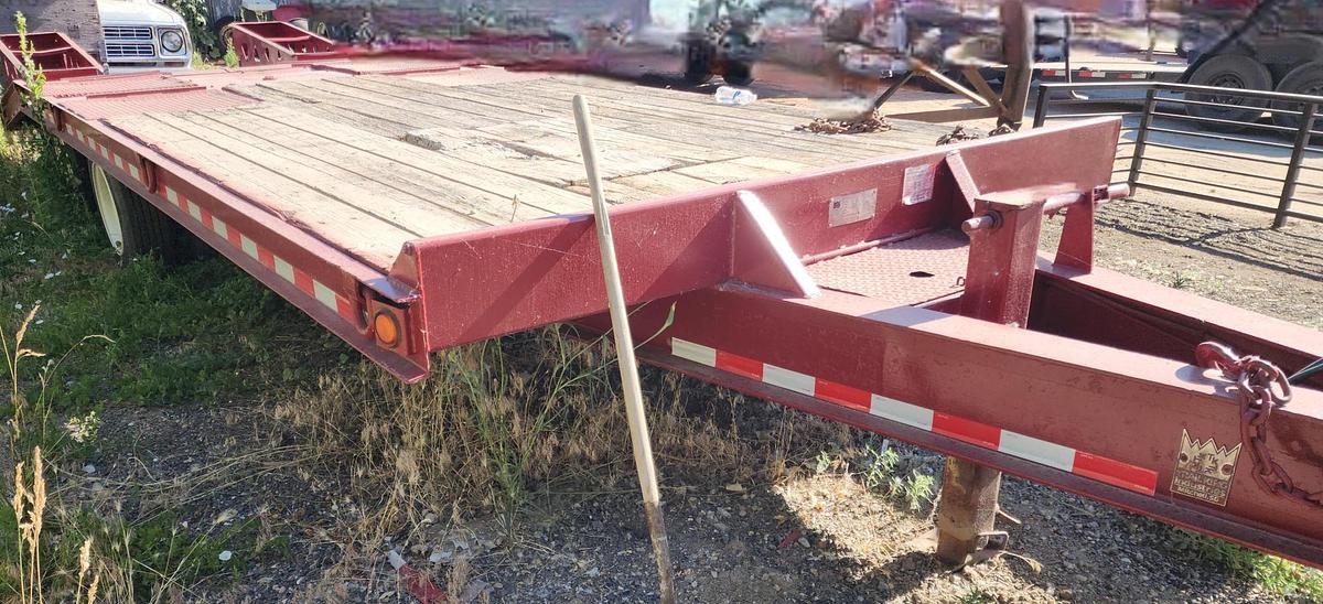 Used 1999 TRAIL KING TK40LP-2400 Tilt Deck