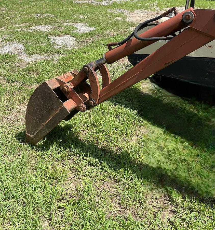 Used 1998 DITCH WITCH 4010DD Trencher/ Backhoe