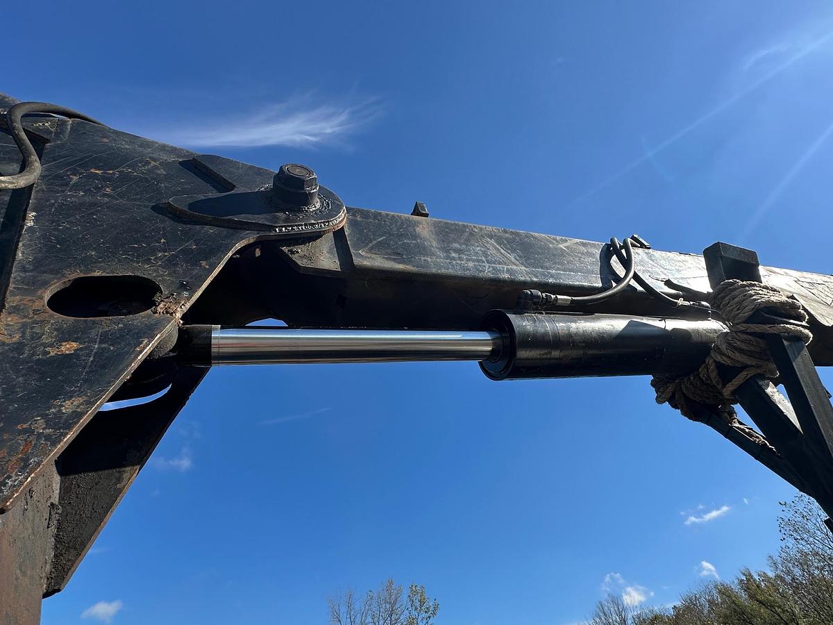 Used 1984 MACK RD686S