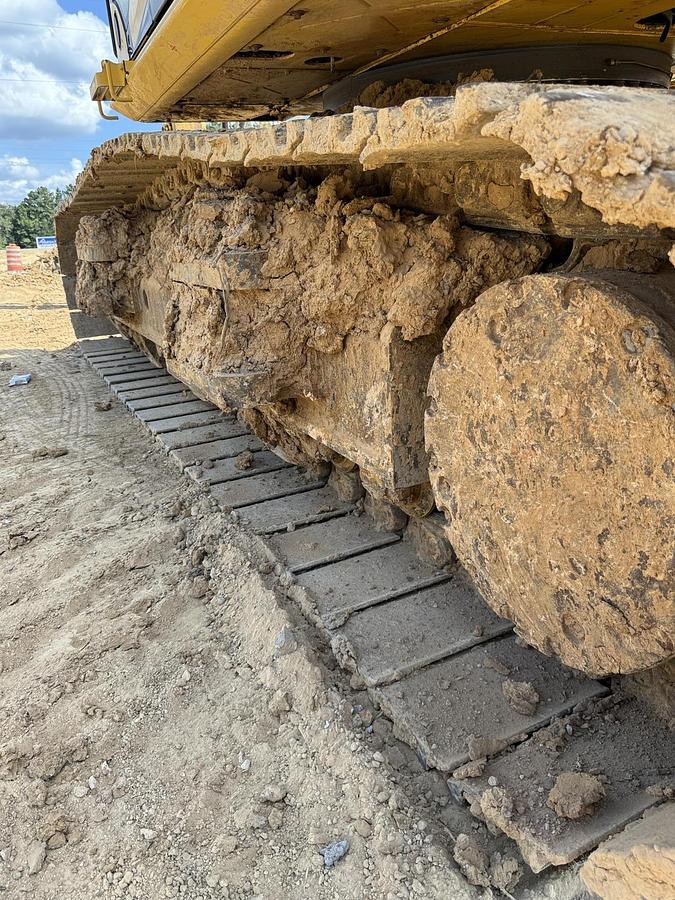 Used 2022 KOMATSU 490LC-11