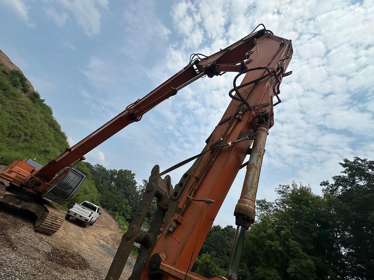 Used 1999 HITACHI EX330 LC-5 Demolition
