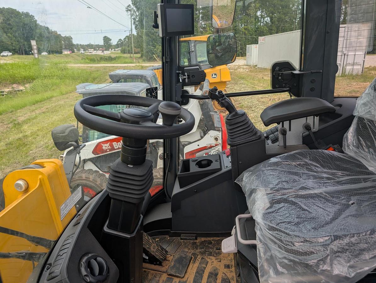 Used 2024 DEERE 344L