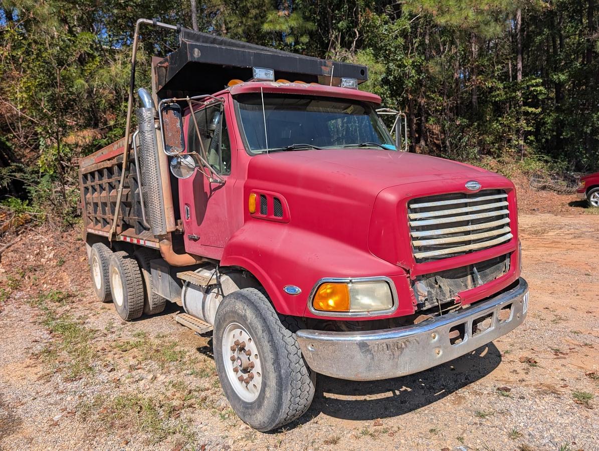 Used 2000 STERLING LT9500