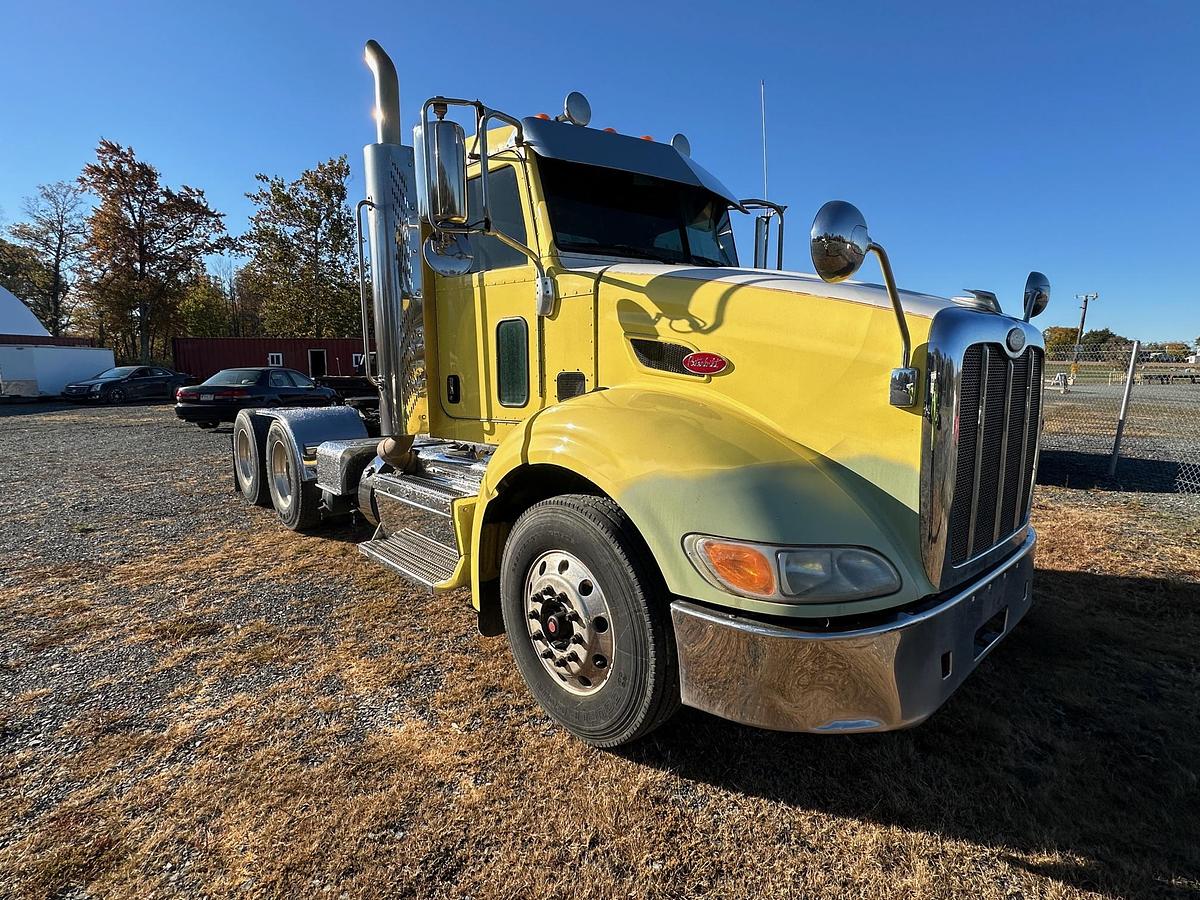 Used 2013 PETERBILT 384