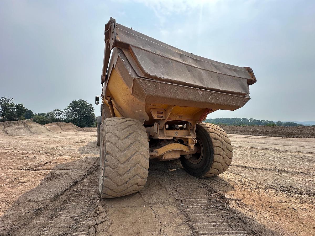 Used 2014 DEERE 460E Off Road Dump