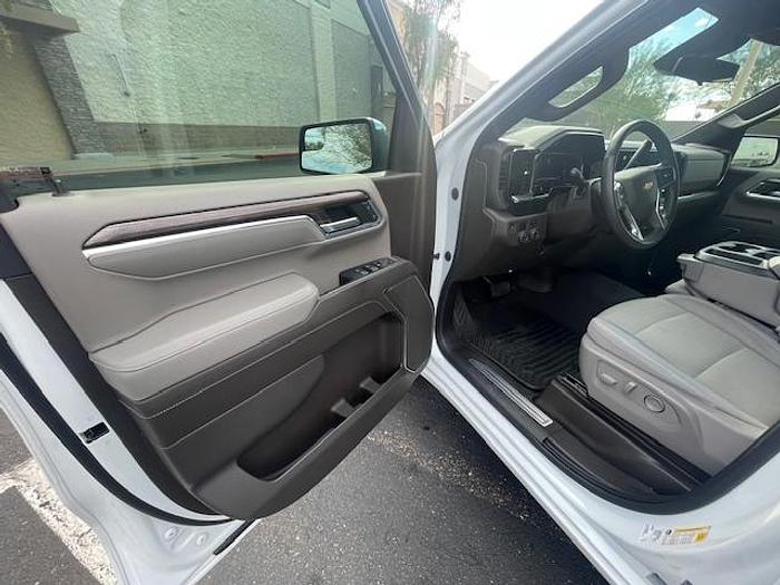Used 2022 CHEVROLET Silverado 1500 LT (2WD)