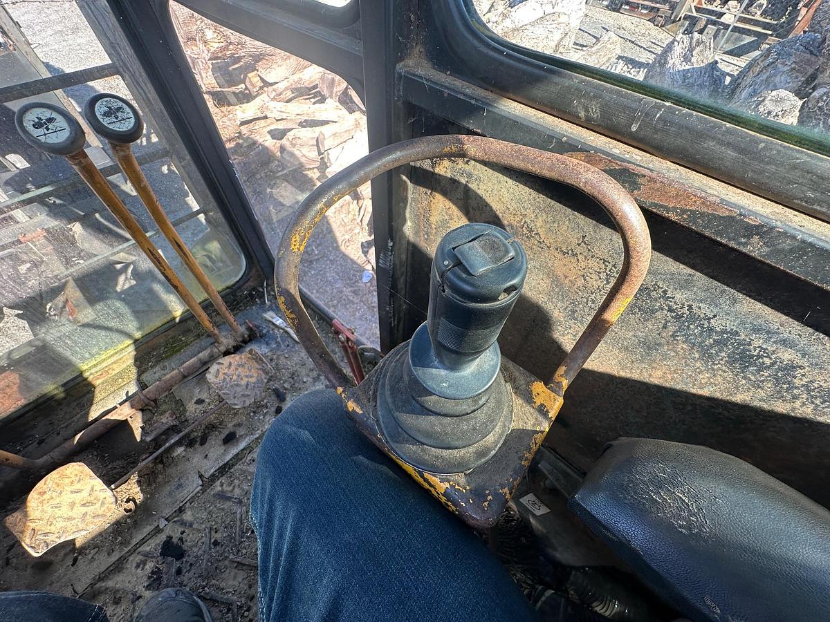 Used 1984 MACK RD686S