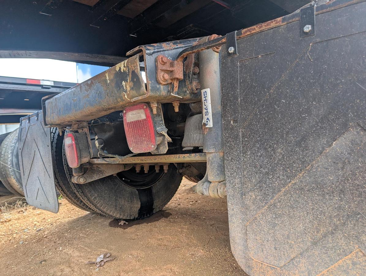 Used 2013 MACK CHU613