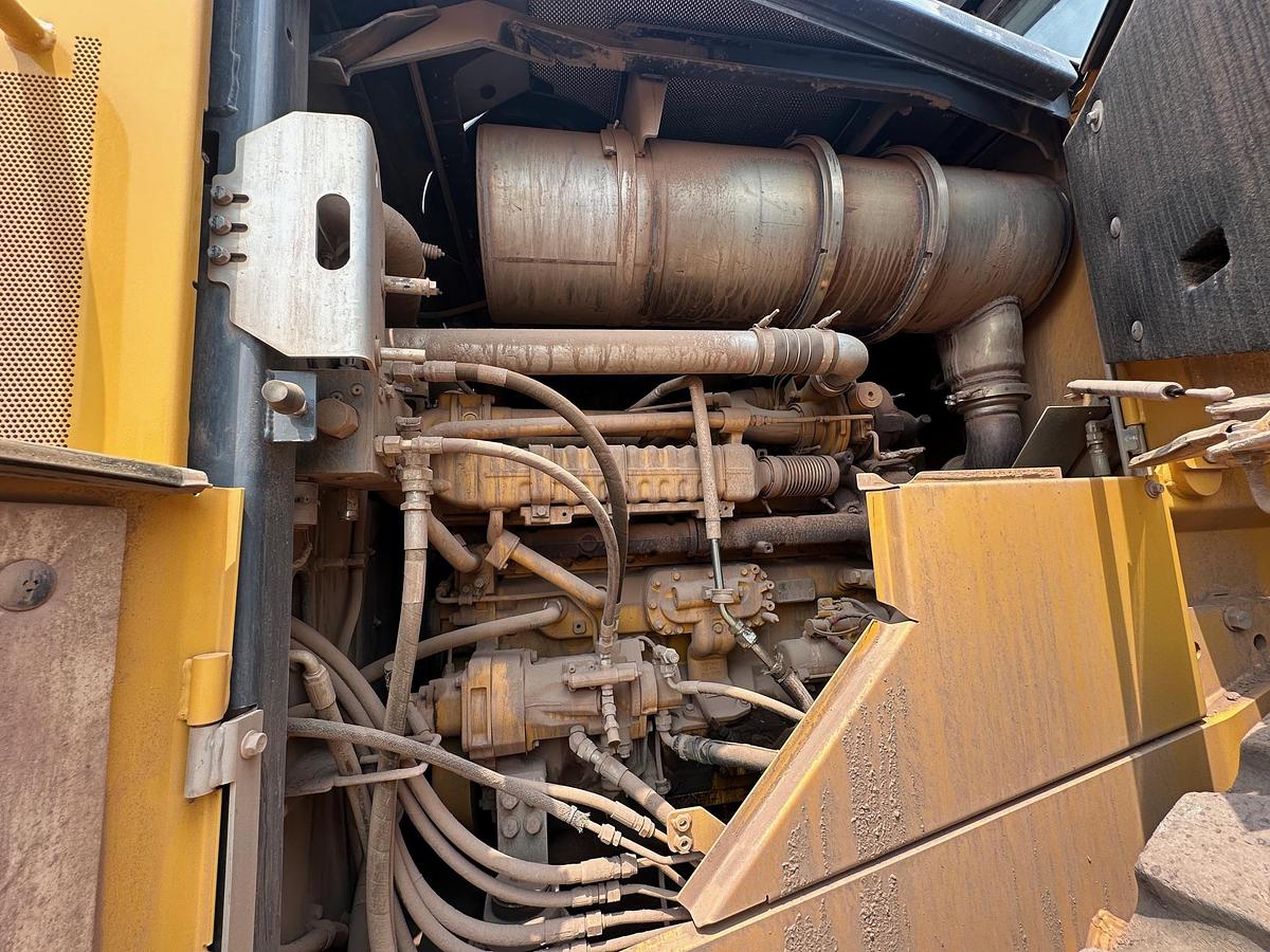 Used 2023 DEERE 744P