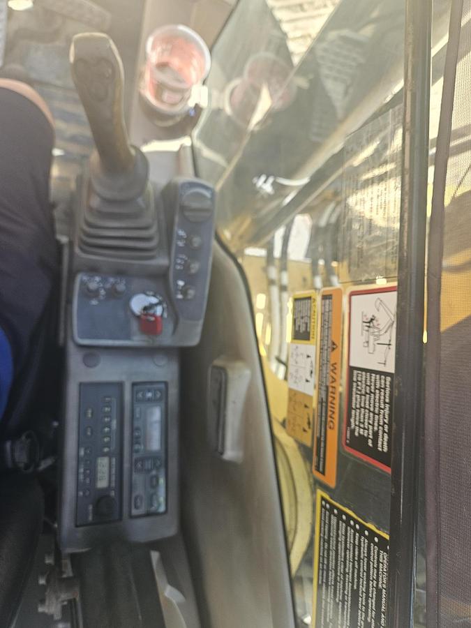 Used 2010 DEERE 200D