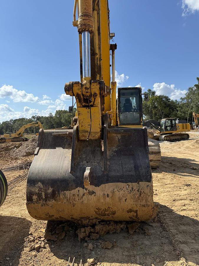 Used 2022 KOMATSU 490LC-11