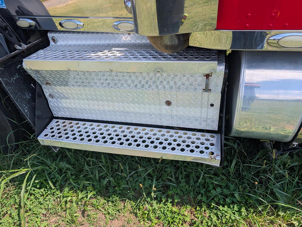 Used 2008 KENWORTH T800