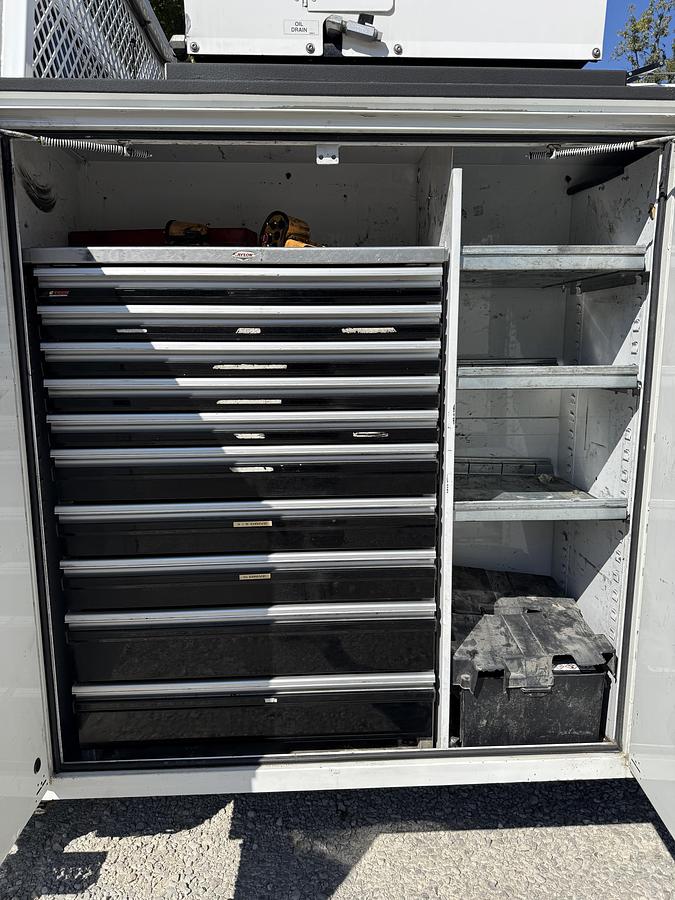 Used 2017 PETERBILT 337