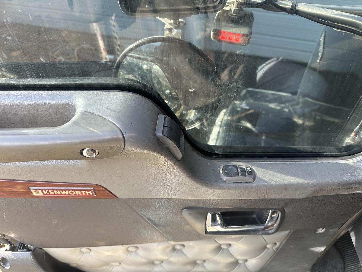 Used 2006 KENWORTH T800