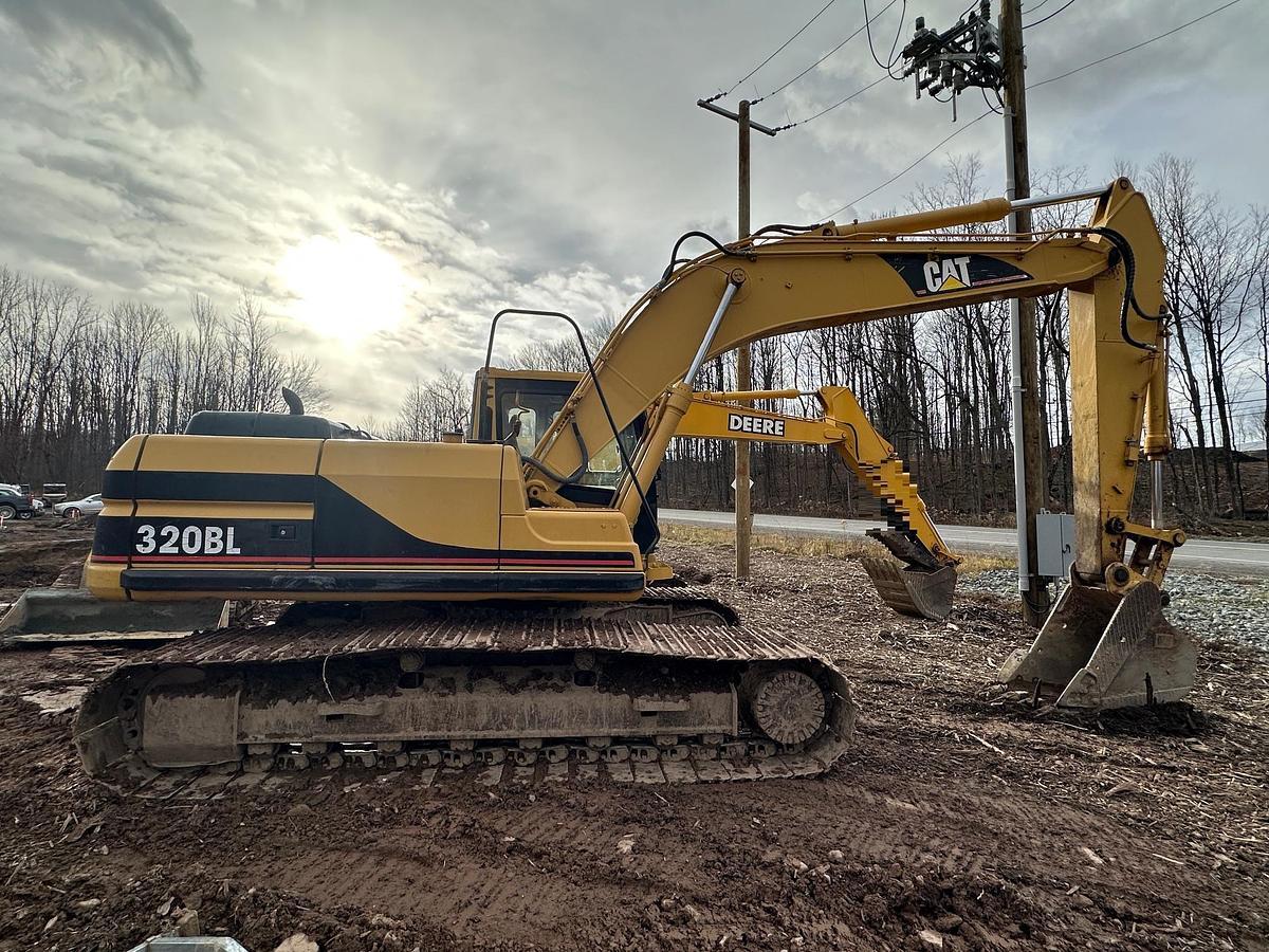 Used 1999 CATERPILLAR 320B L