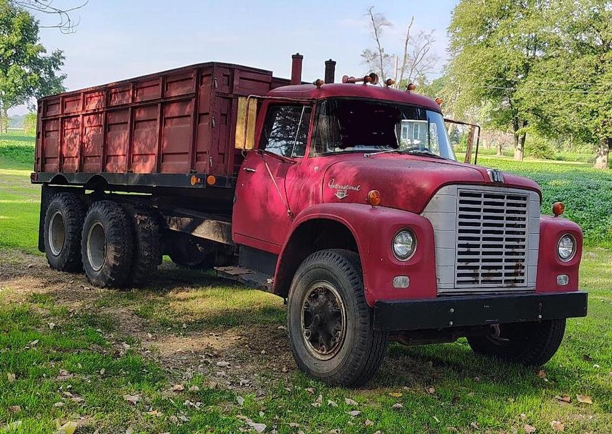 Used 1965 INTERNATIONAL Loadstar 1800