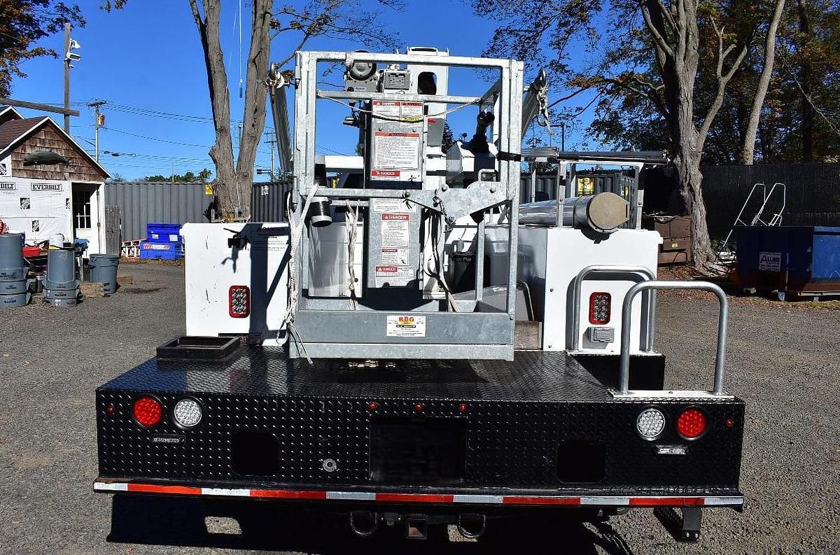 Used 2022 CHEVROLET 5500HD 4X4