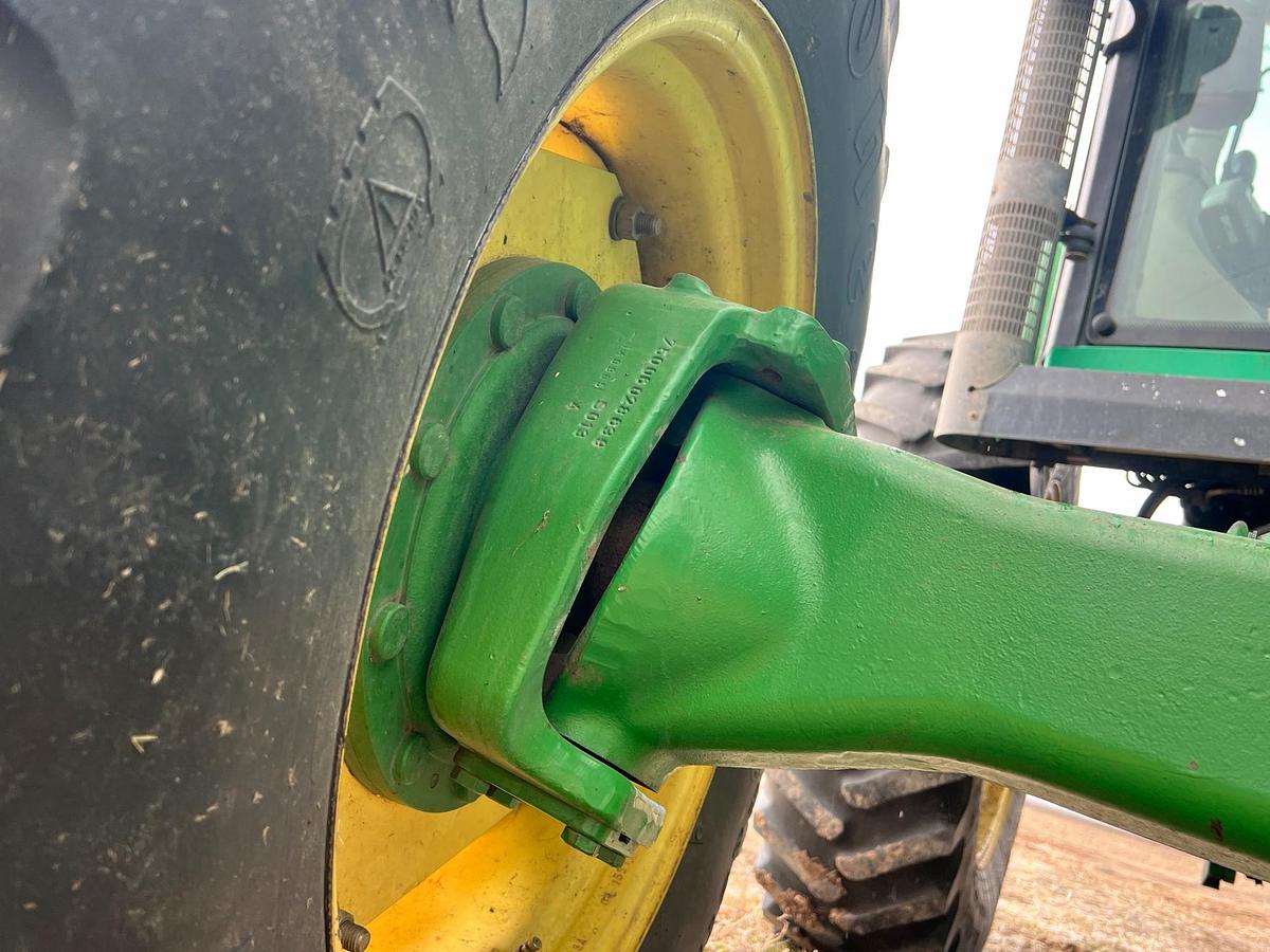 Used 2006 JOHN DEERE 7520