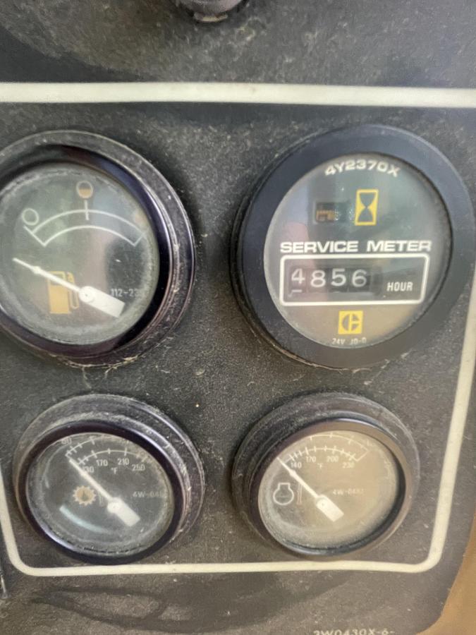 Used 1995 CATERPILLAR D4HXL3