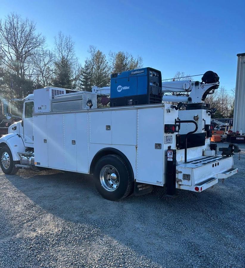 Used 2014 PETERBILT 337 Service Truck